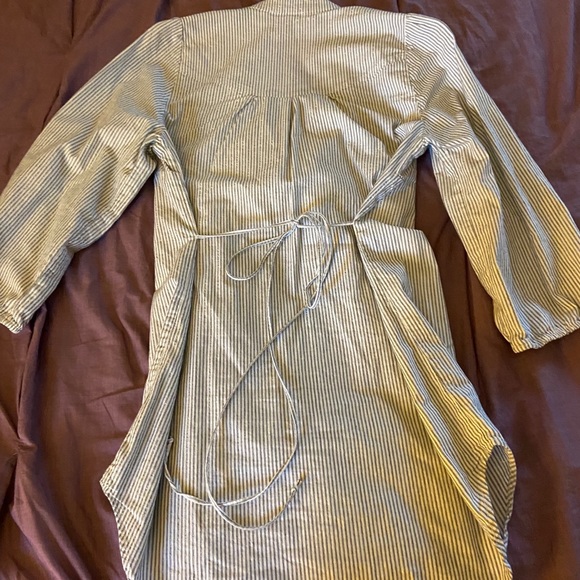 So flattering tunic! - Picture 3 of 4